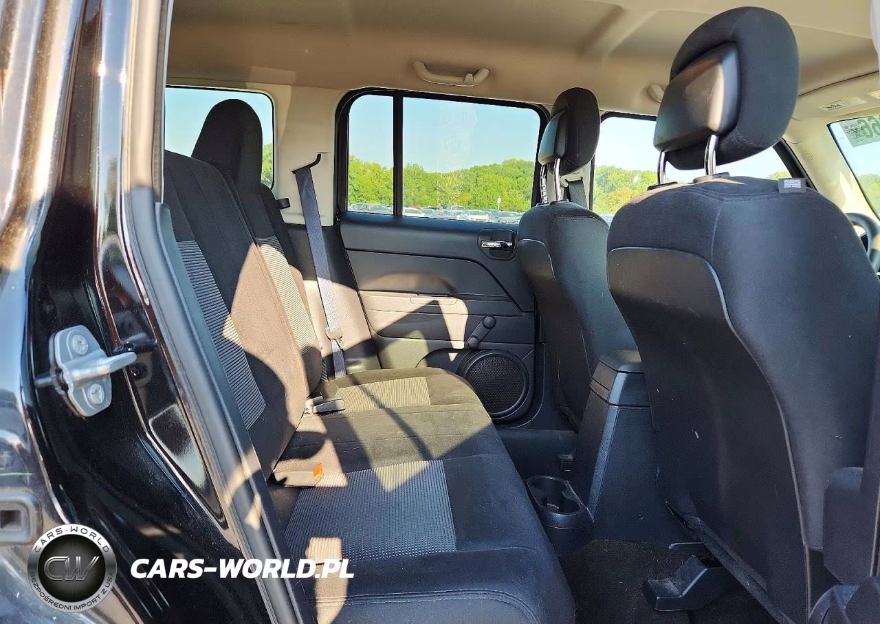 2015 Jeep Patriot Sport VIN:1C4NJPBA2FD263643 - 11