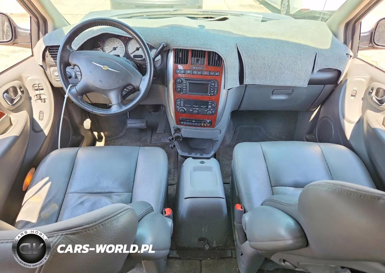2005 Chrysler Town & Country Limited VIN:2C8GP64L55R383818 - 8