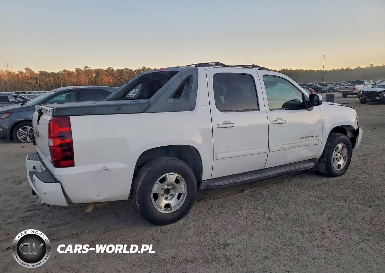 2012 Chevrolet Avalanche Lt VIN:3GNTKFE76CG126631 - 3