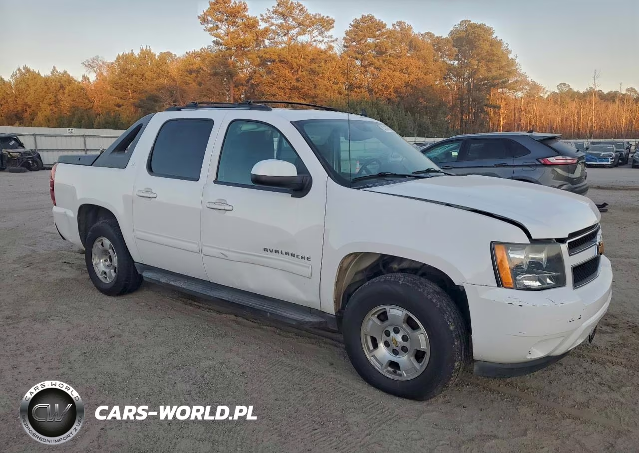 2012 Chevrolet Avalanche Lt VIN:3GNTKFE76CG126631 - 4