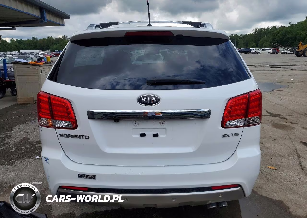 2011 Kia Sorento Sx VIN:5XYKWDA29BG122240 - 6