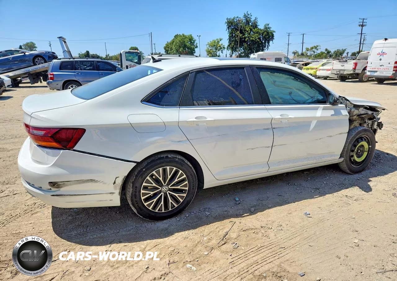 2019 Volkswagen Jetta Sel VIN:3VWE57BU1KM077201 - 3