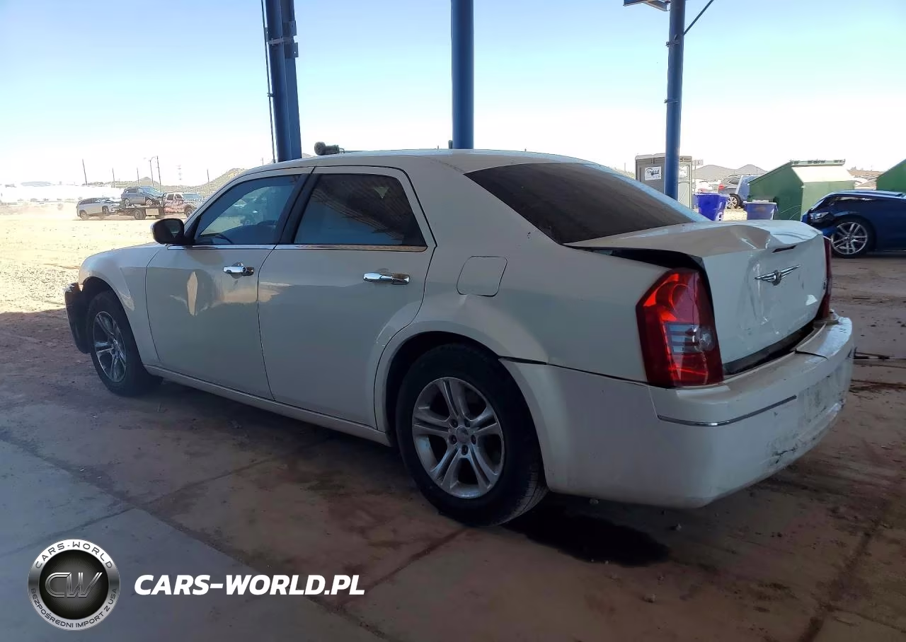 2010 Chrysler 300 Touring VIN:2C3CA4CD2AH105964 - 2