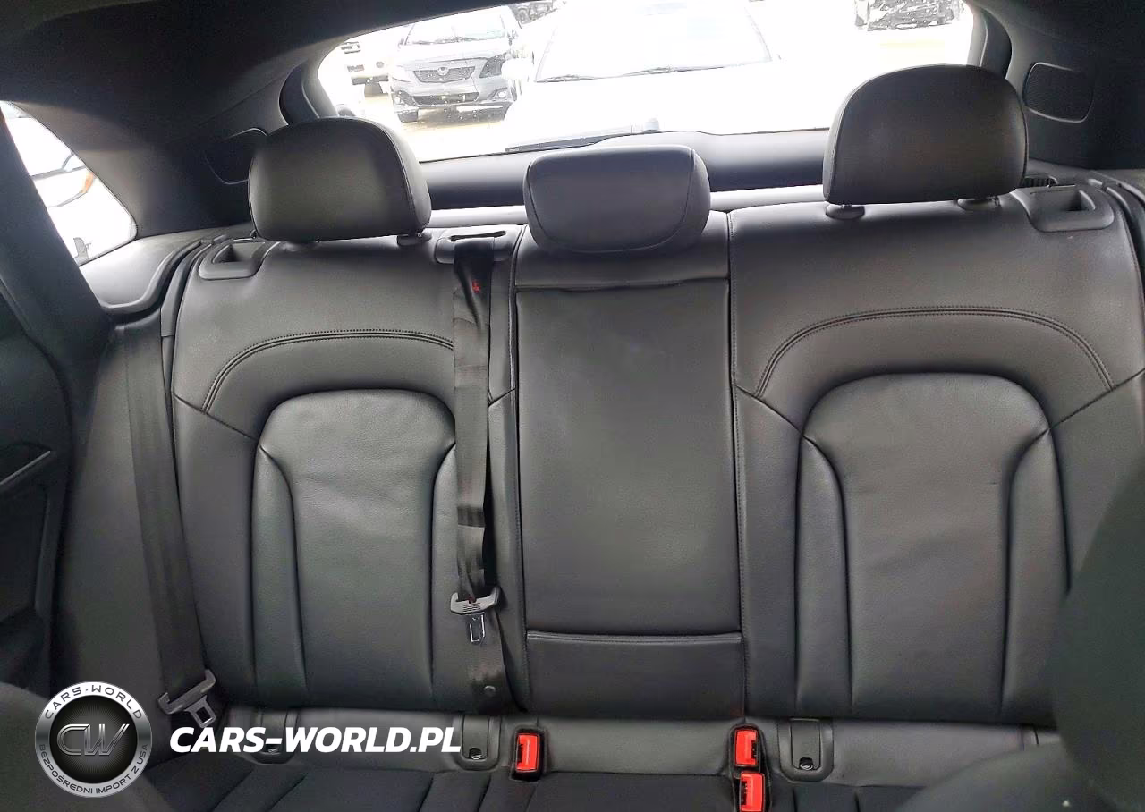 2016 Audi Q3 Prestige VIN:WA1GFCFS6GR005839 - 10