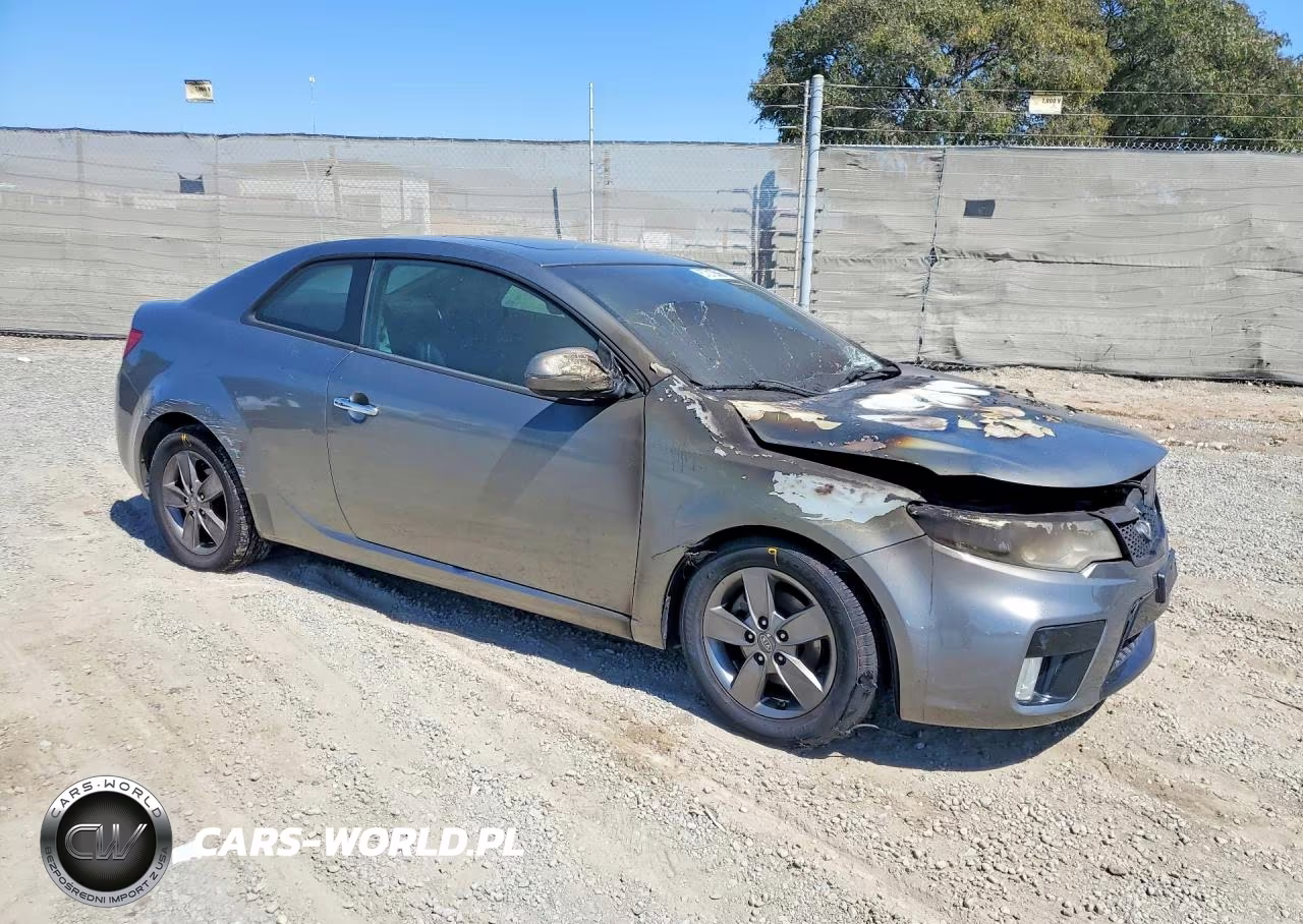 2011 Kia Forte Koup Ex VIN:KNAFU6A2XB5355276 - 4