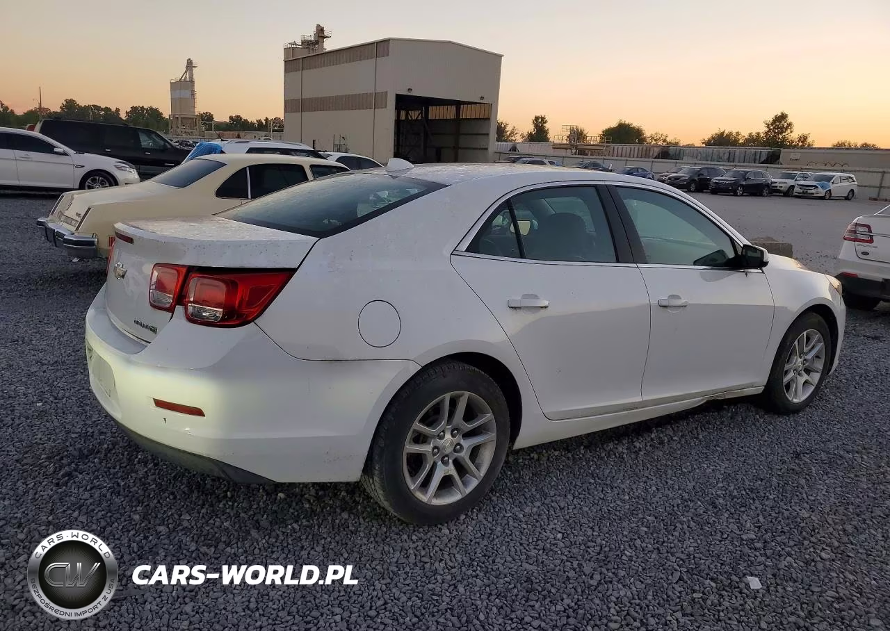 2013 Chevrolet Malibu 1Lt VIN:1G11D5RR7DF112054 - 3