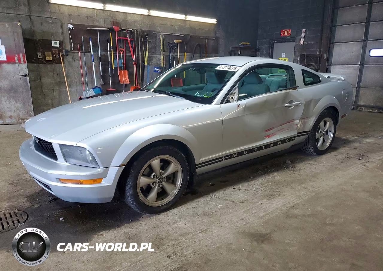 2005 Ford Mustang