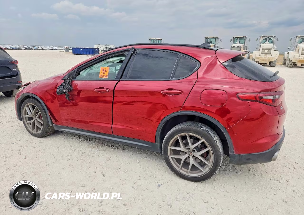 2018 Alfa Romeo Stelvio Ti Sport VIN:ZASFAKNN5J7B79255 - 2