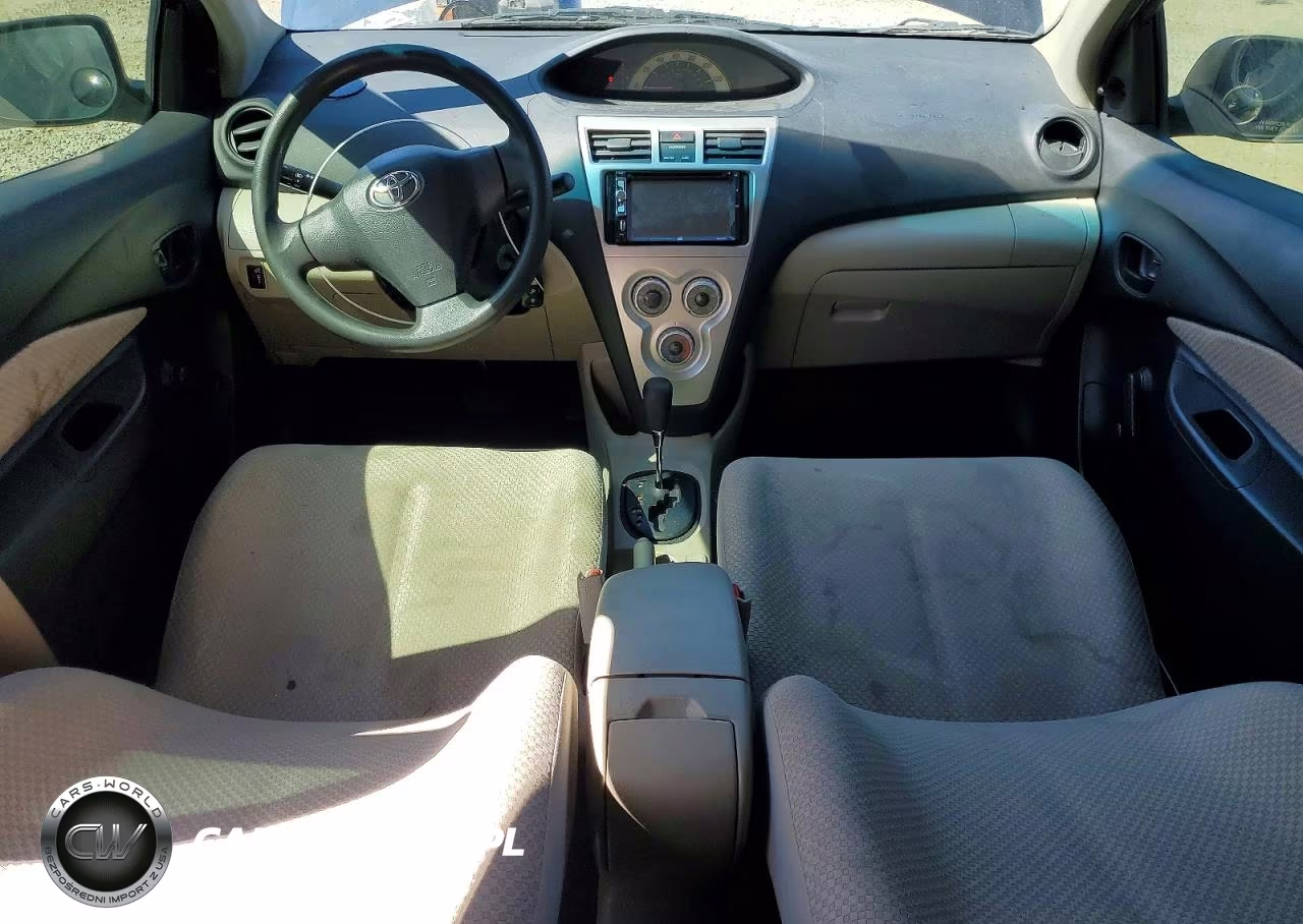 2007 Toyota Yaris Base VIN:JTDBT923X71118525 - 8