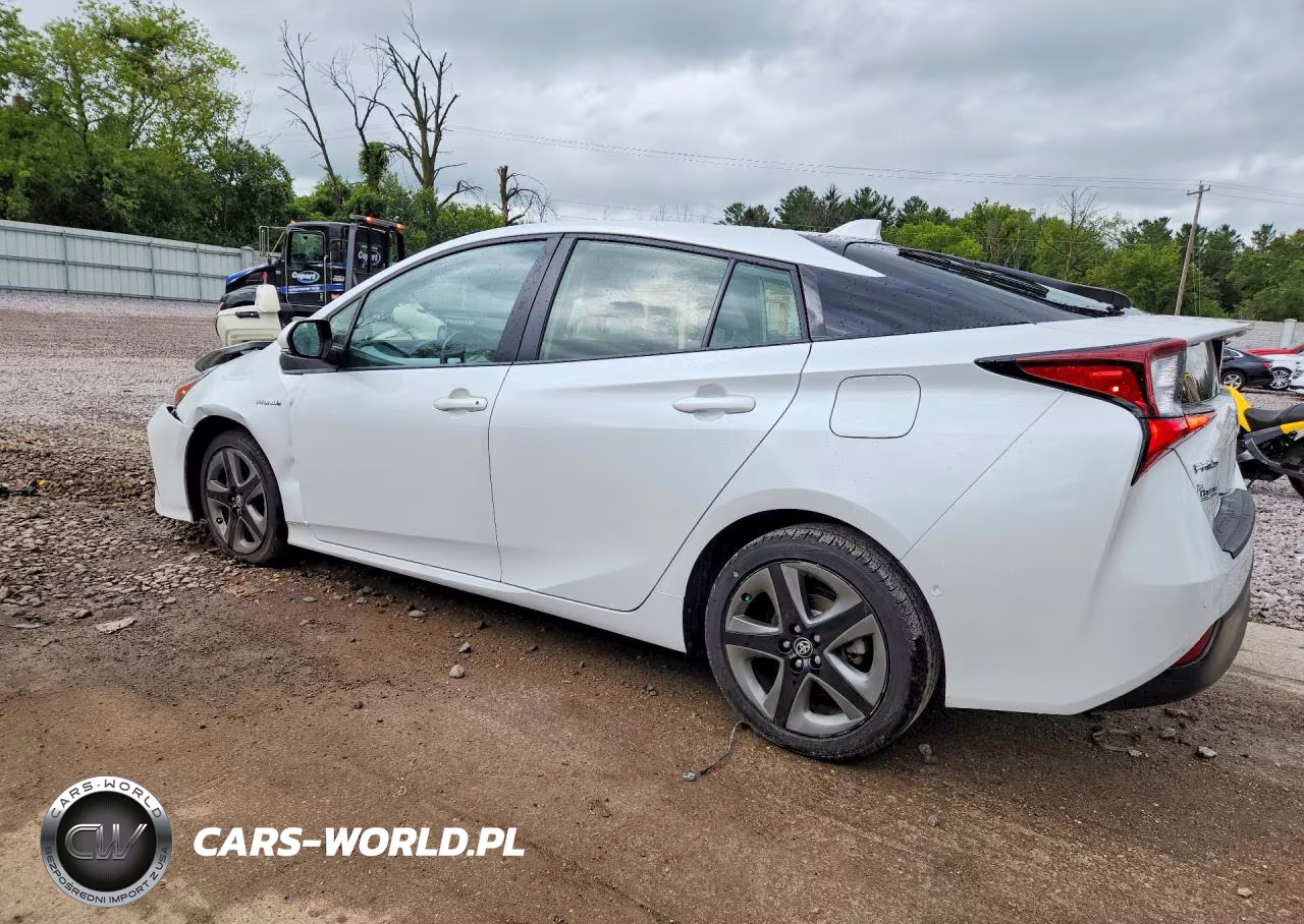 2021 Toyota Prius Xle VIN:JTDKAMFU0M3135622 - 2