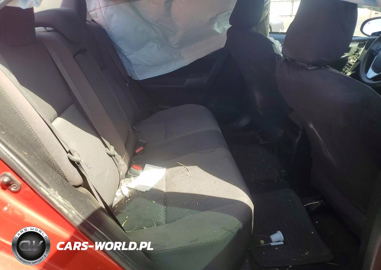 2018 Toyota Corolla Le VIN:5YFBURHE2JP814661 - 10