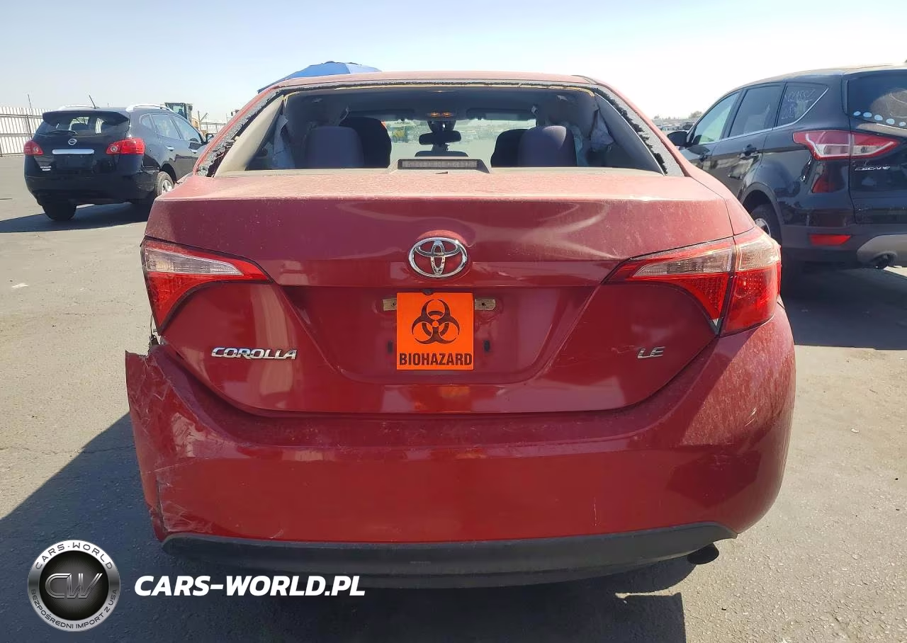 2018 Toyota Corolla Le VIN:5YFBURHE2JP814661 - 6