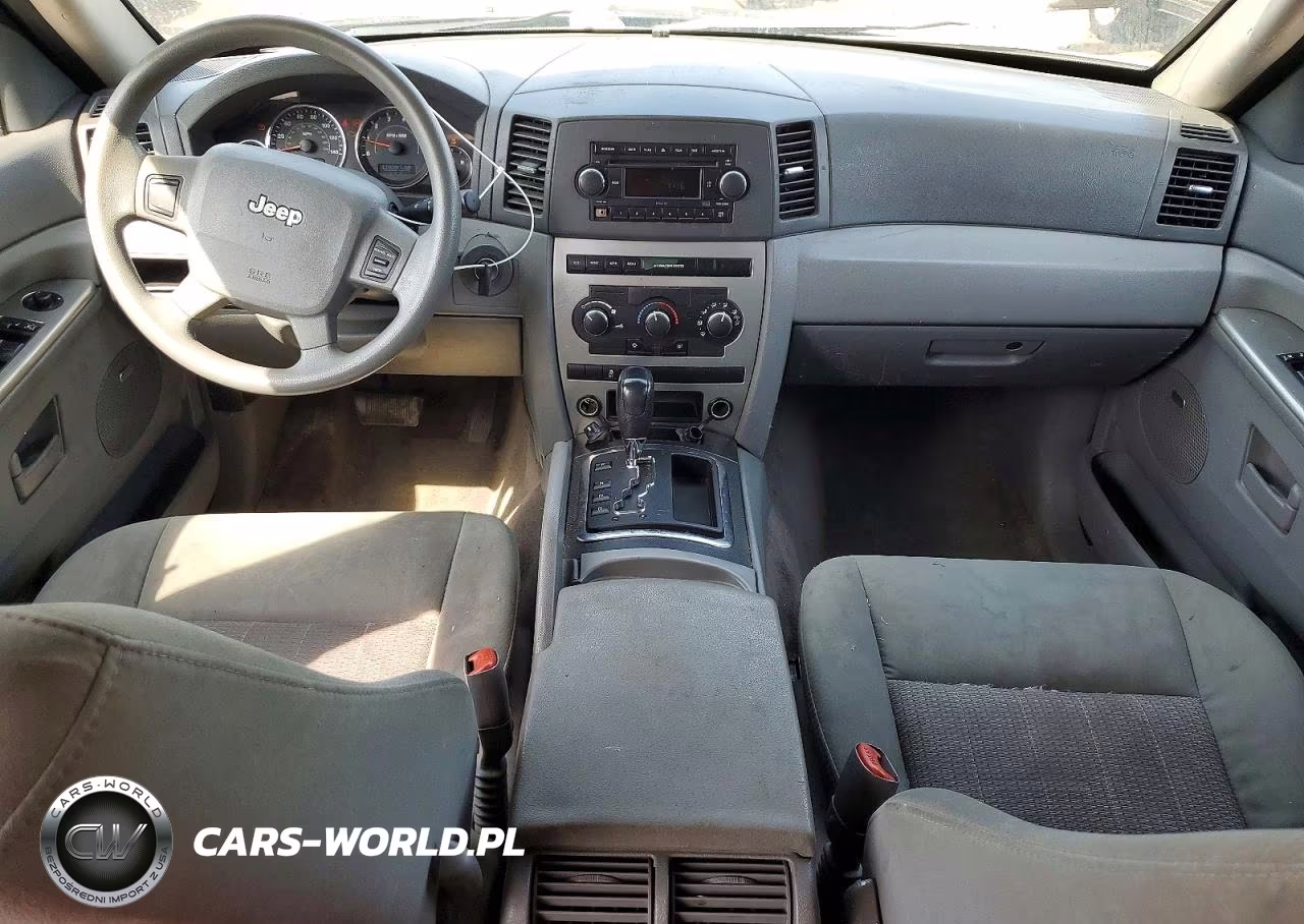 2007 Jeep Grand Cherokee Laredo VIN:1J8GR48K97C634250 - 8