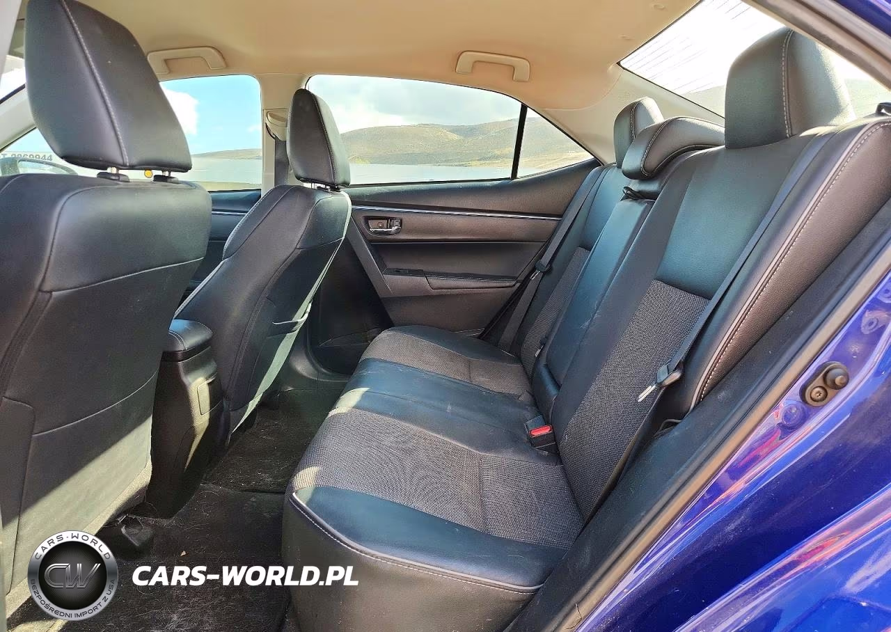 2015 Toyota Corolla S Plus VIN:5YFBURHE3FP336600 - 10