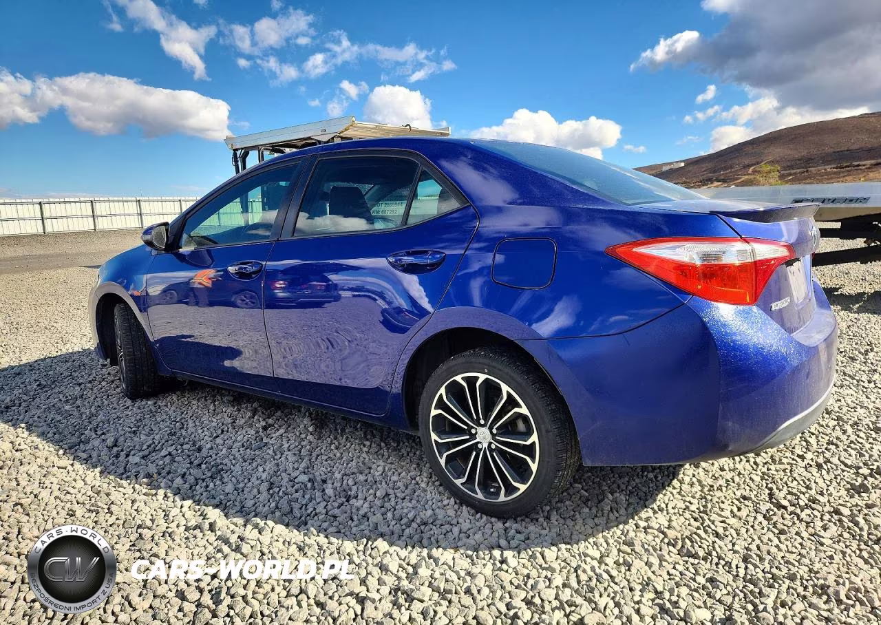 2015 Toyota Corolla S Plus VIN:5YFBURHE3FP336600 - 2