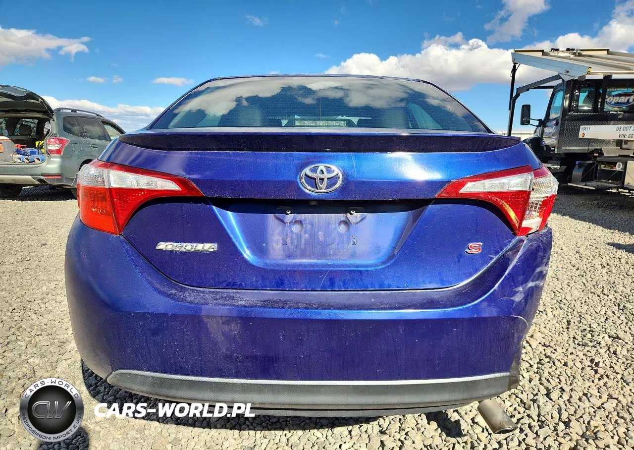 2015 Toyota Corolla S Plus VIN:5YFBURHE3FP336600 - 6