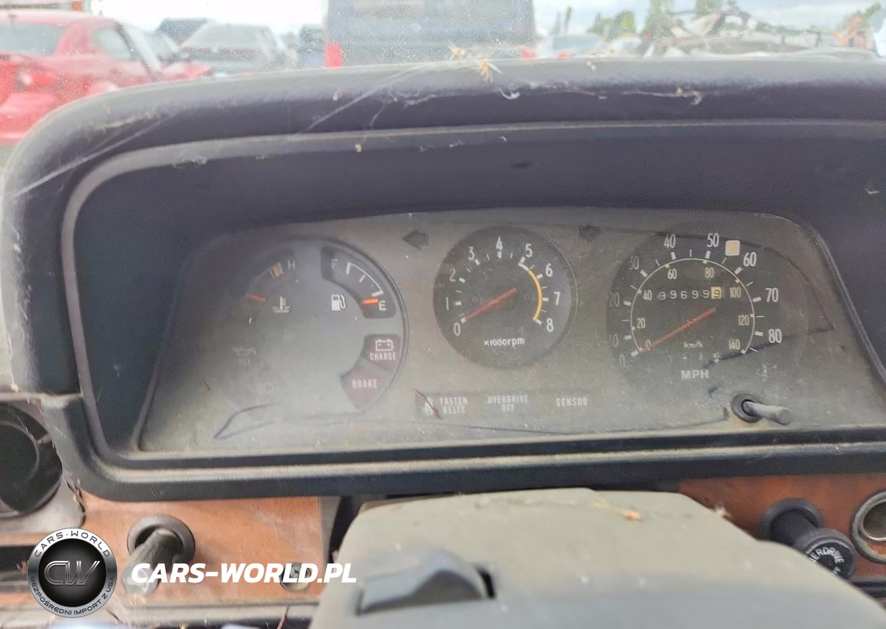 1981 Toyota Pickup VIN:JT4RN44S9B0003915 - 9