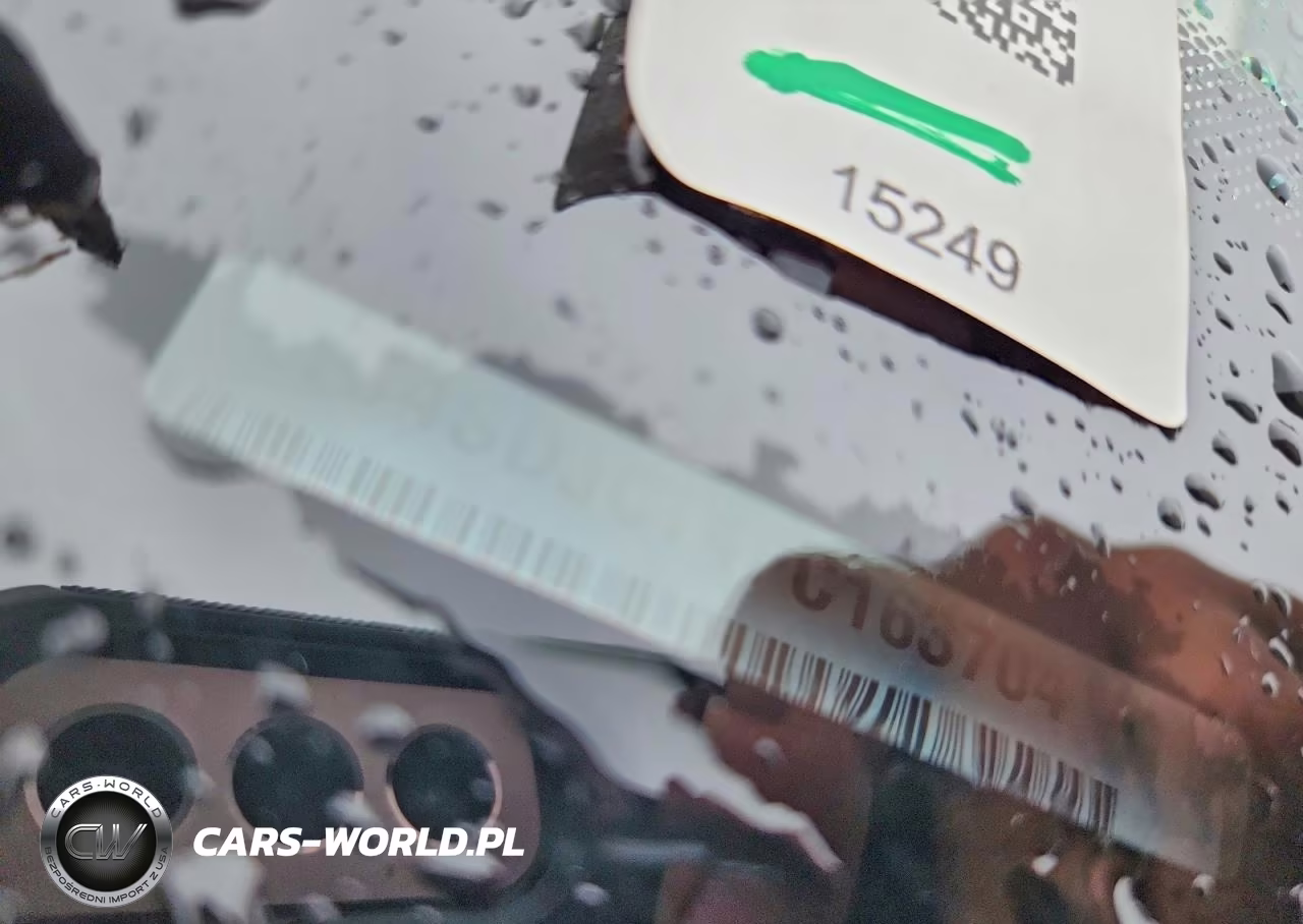 2015 Dodge Durango R-T VIN:1C4SDJCT4FC163704 - 12
