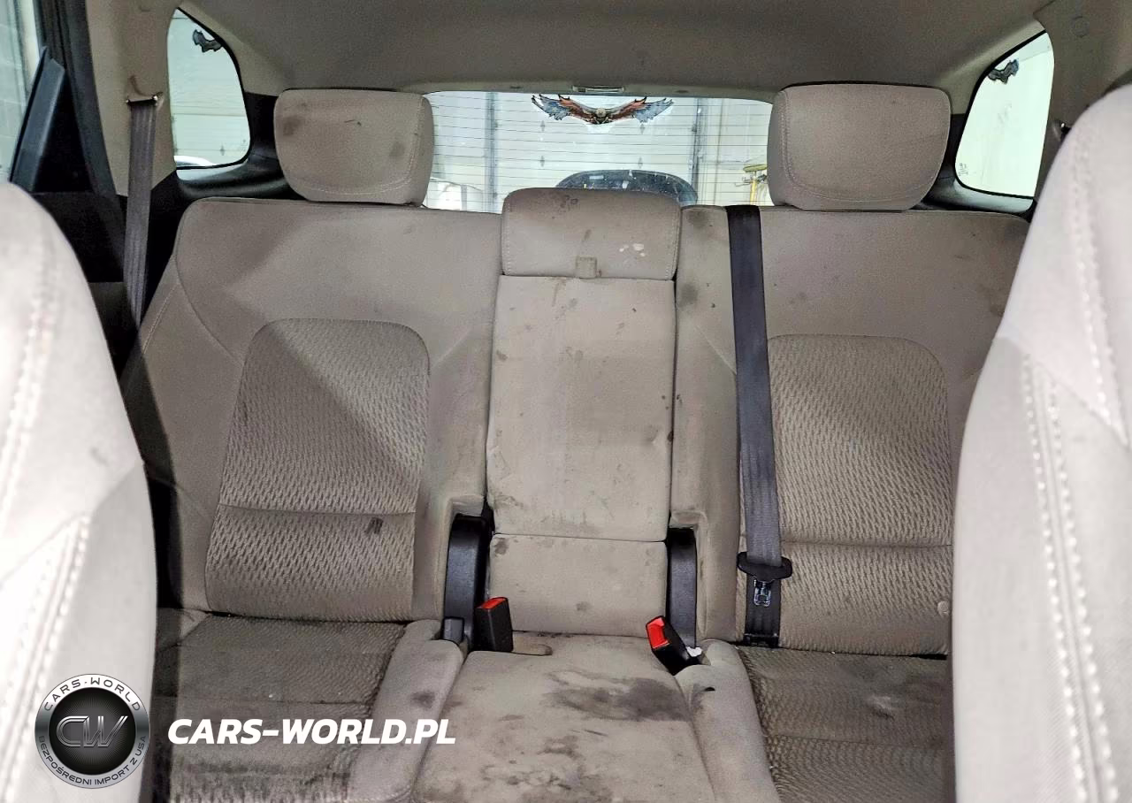 2017 Hyundai Santa Fe Se VIN:KM8SMDHF1HU203167 - 10
