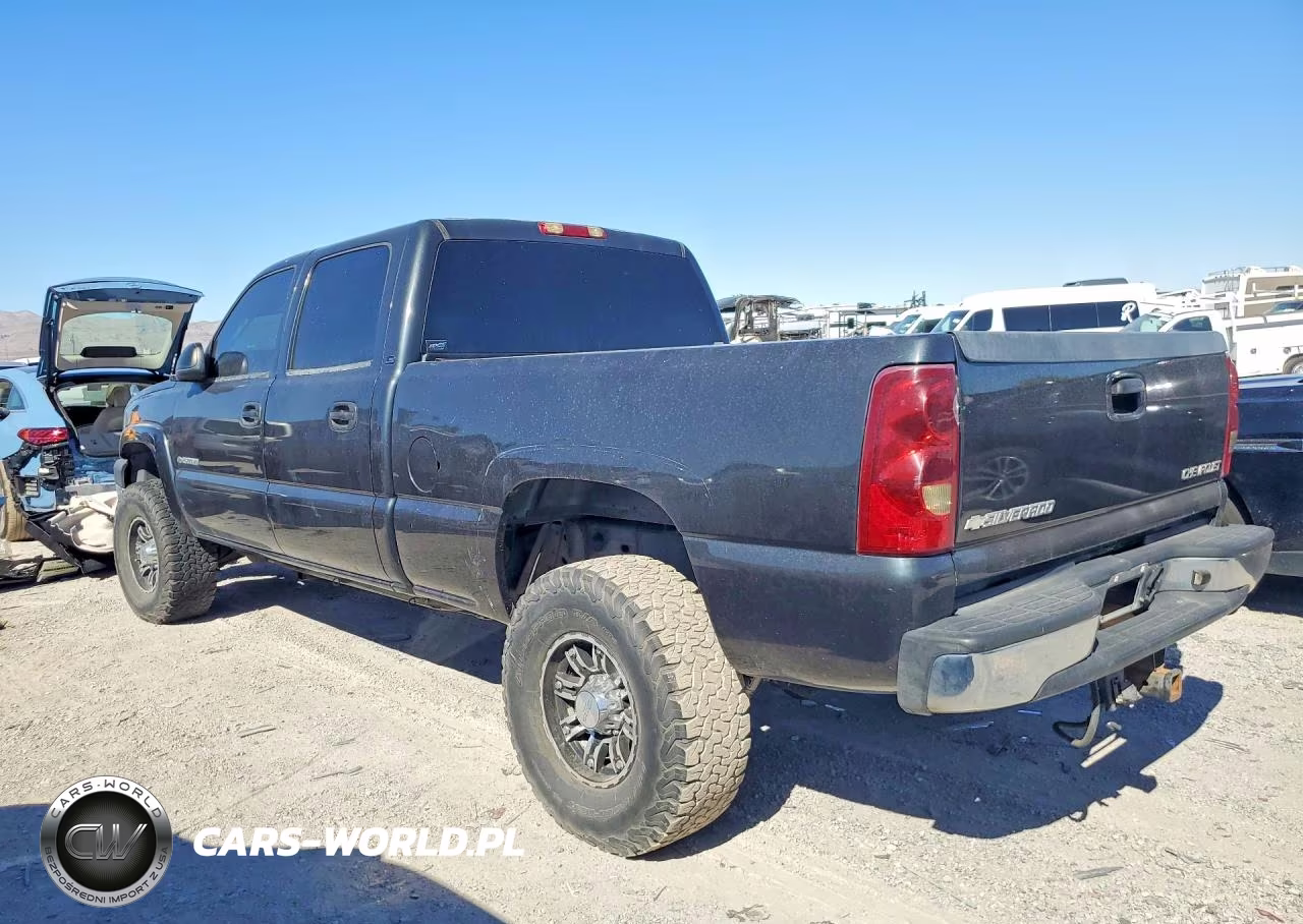 2004 Chevrolet Silverado C2500 Heavy Duty VIN:1GCHC23U94F237481 - 2