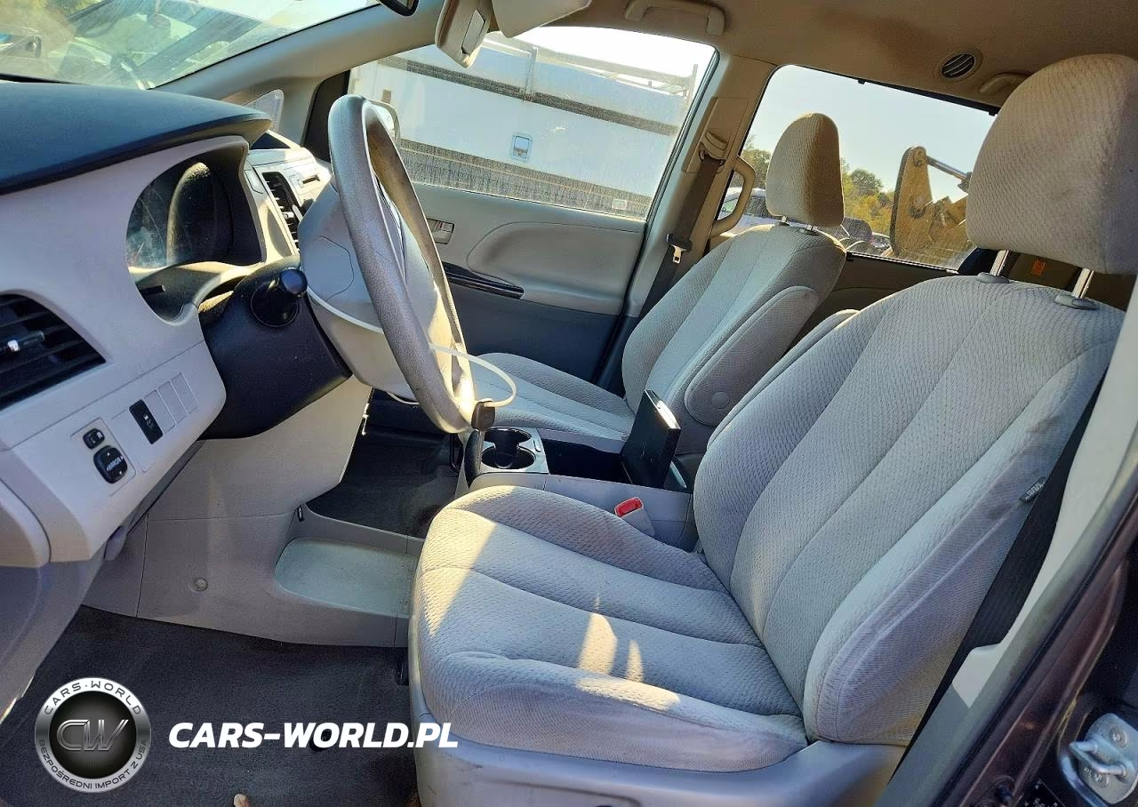 2013 Toyota Sienna Le VIN:5TDKK3DC8DS358233 - 7