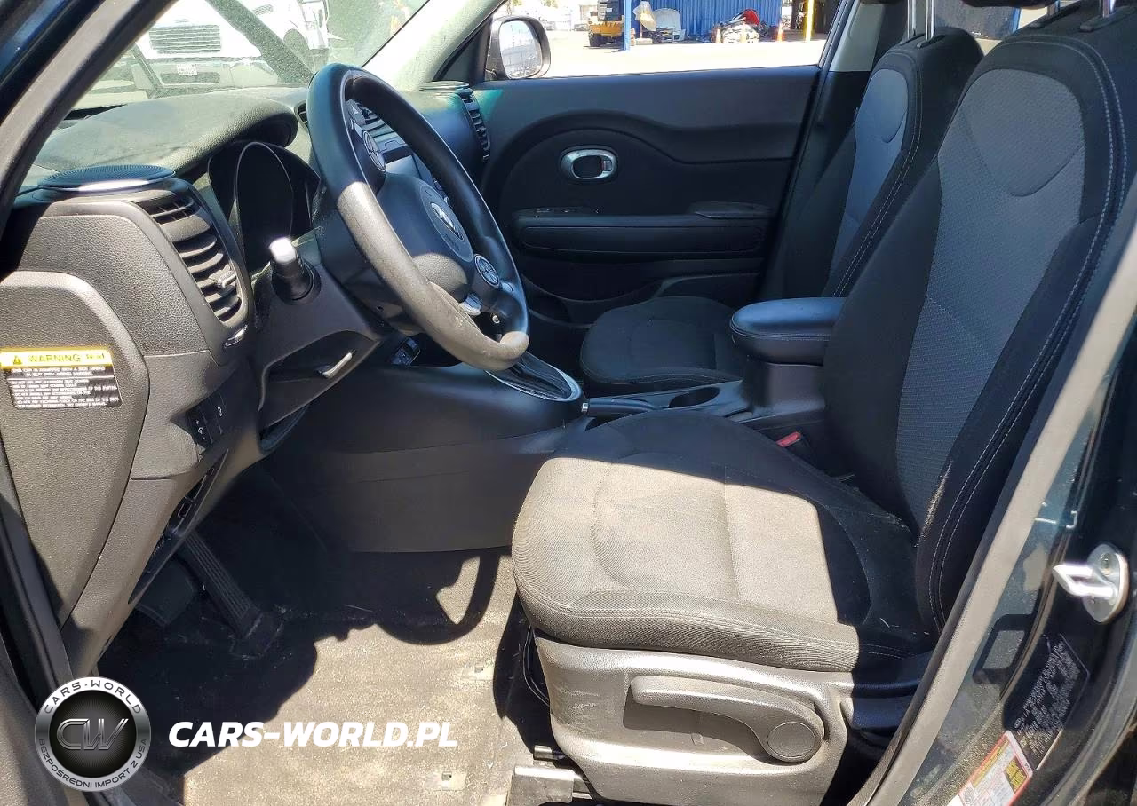 2018 Kia Soul + VIN:KNDJP3A5XJ7600674 - 7