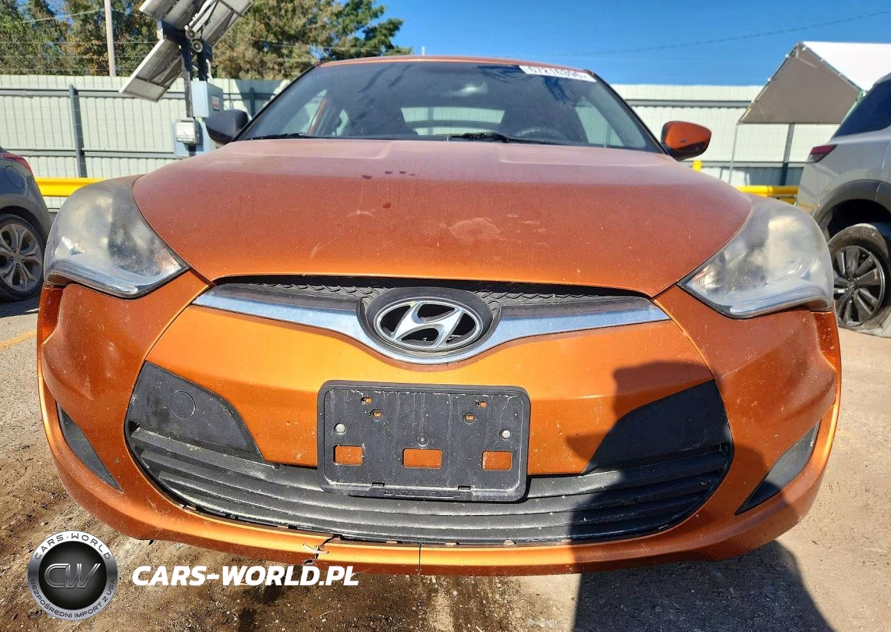 2014 Hyundai Veloster Base VIN:KMHTC6AD8EU190215 - 5