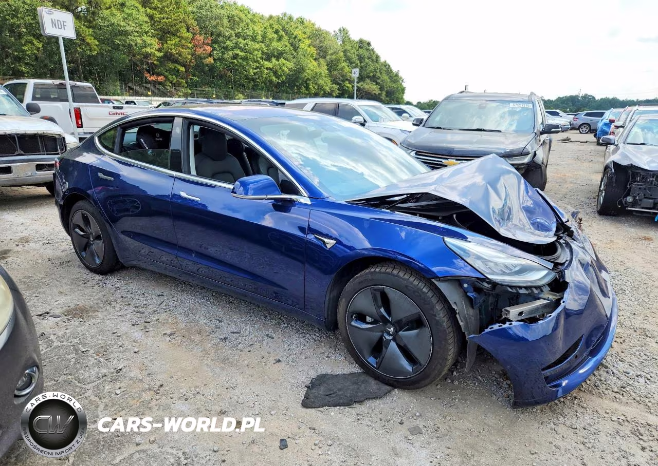 2019 Tesla Model 3 VIN:5YJ3E1EA0KF190358 - 4