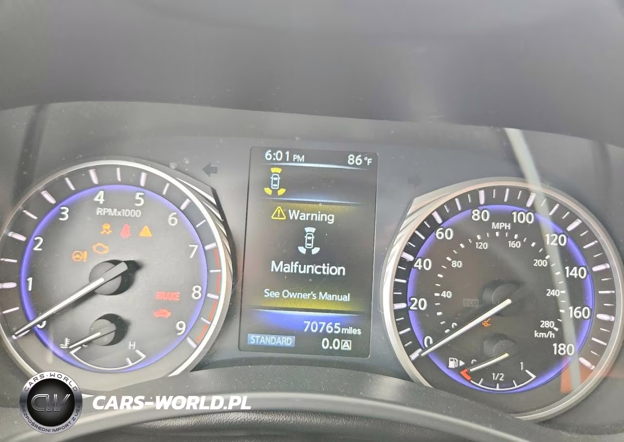 2017 Infiniti Q50 3.0T Premium VIN:JN1EV7AR1HM835691 - 9