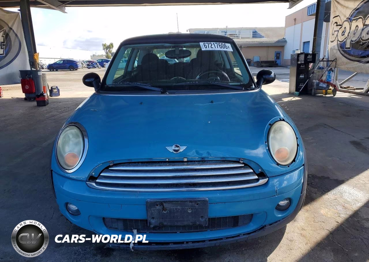 2010 Mini Cooper VIN:WMWMF3C53ATZ60984 - 5