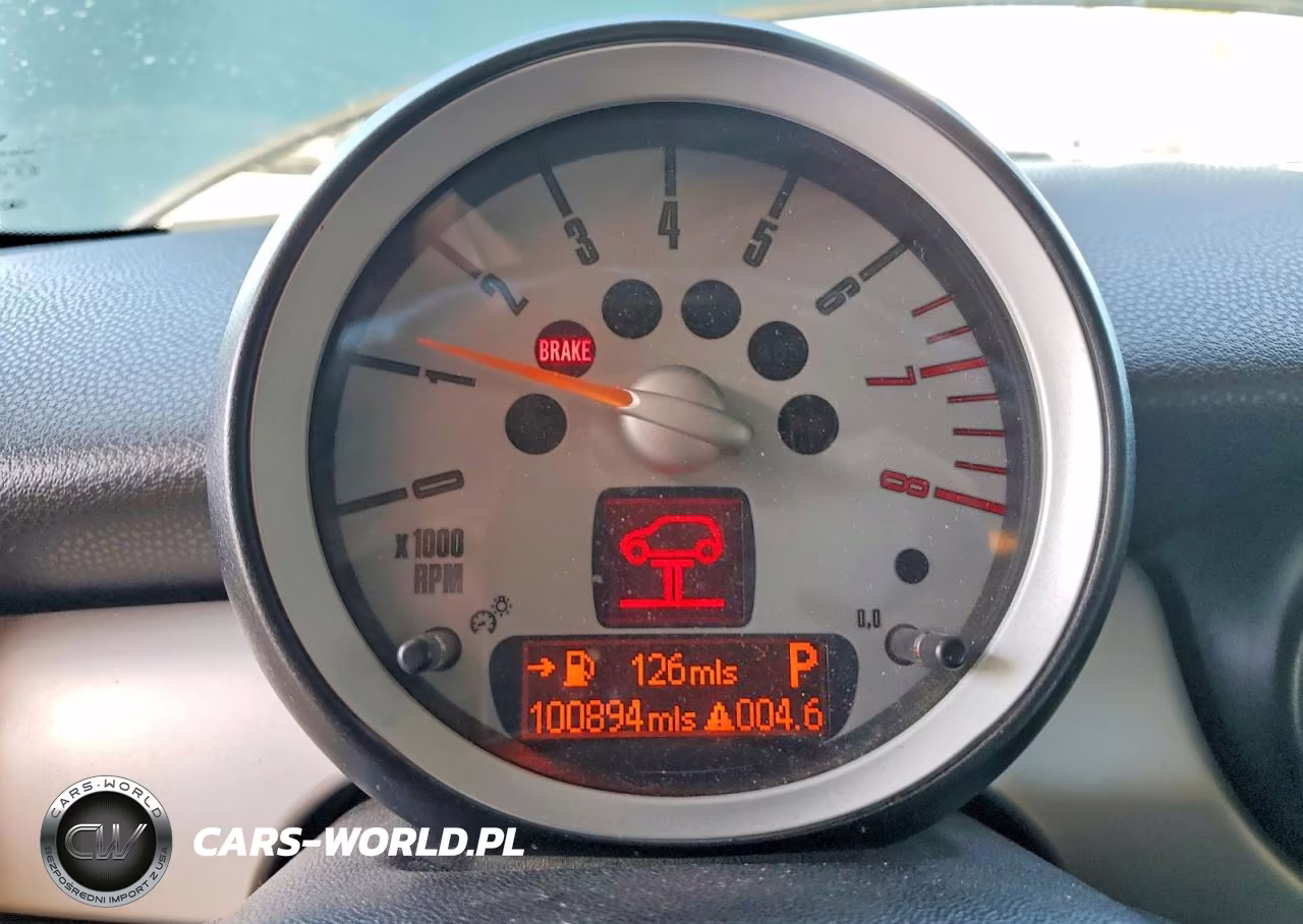 2010 Mini Cooper VIN:WMWMF3C53ATZ60984 - 9