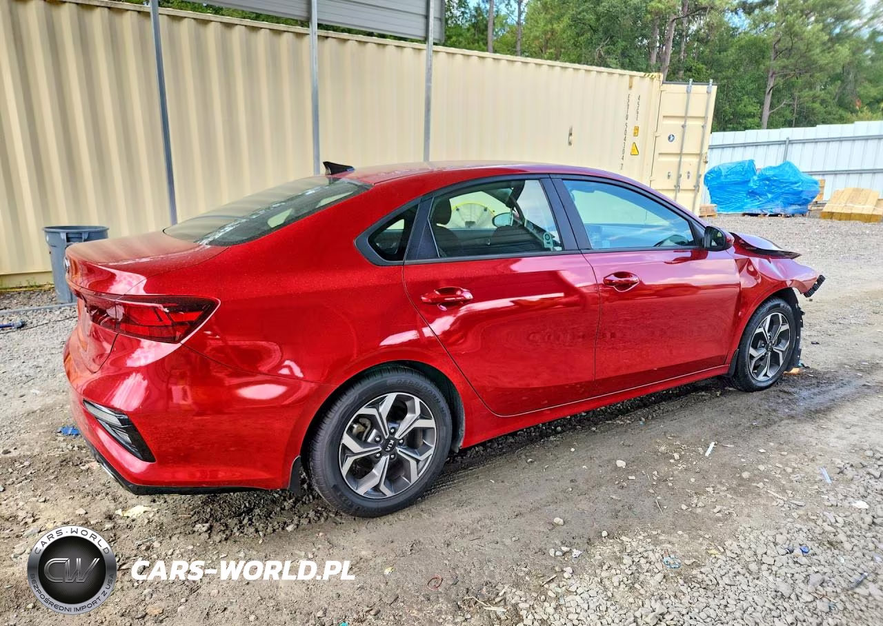 2021 Kia Forte Lxs VIN:3KPF24AD3ME358946 - 3
