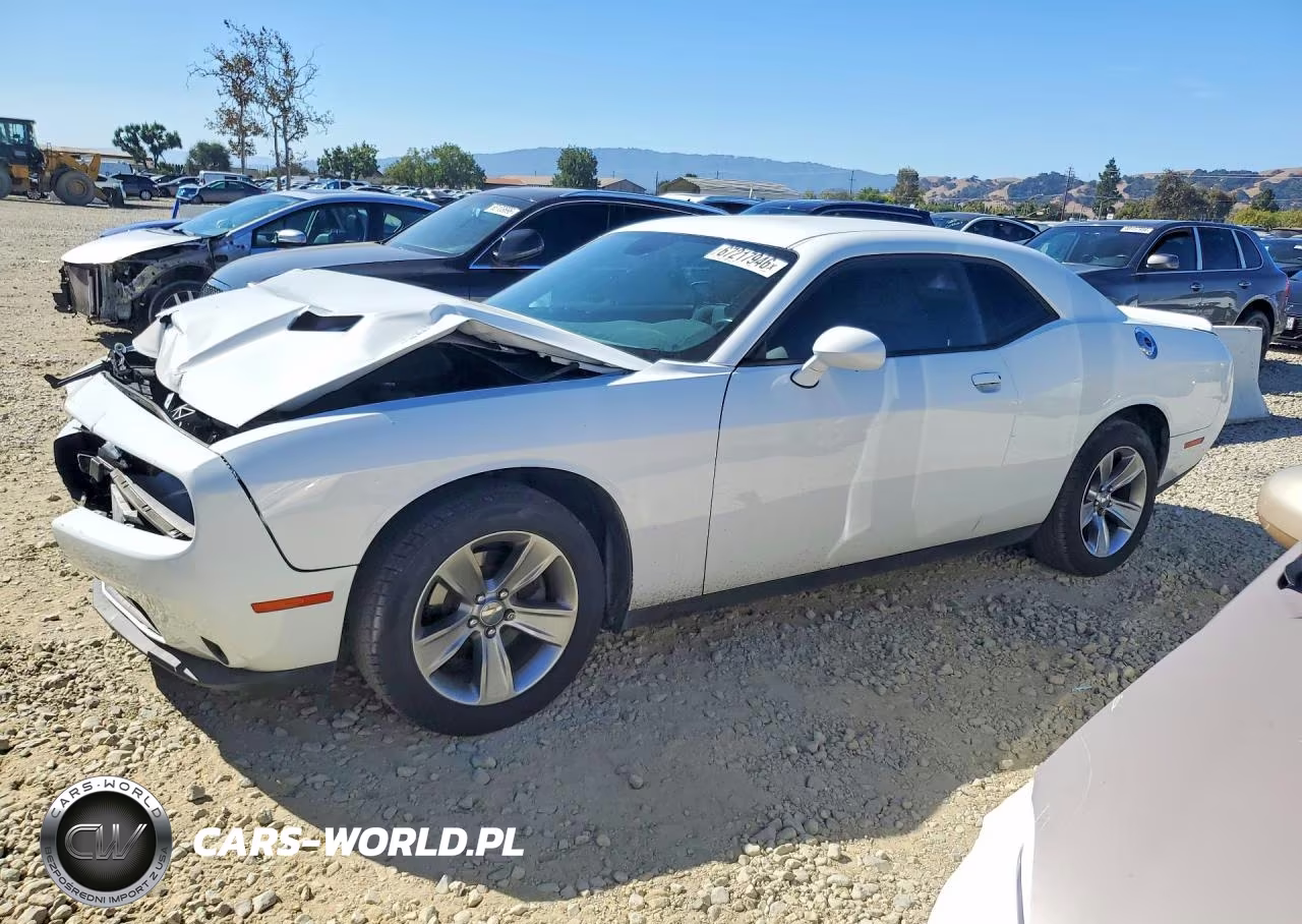 2020 Dodge Challenger Sxt VIN:2C3CDZAG3LH161805 - 1