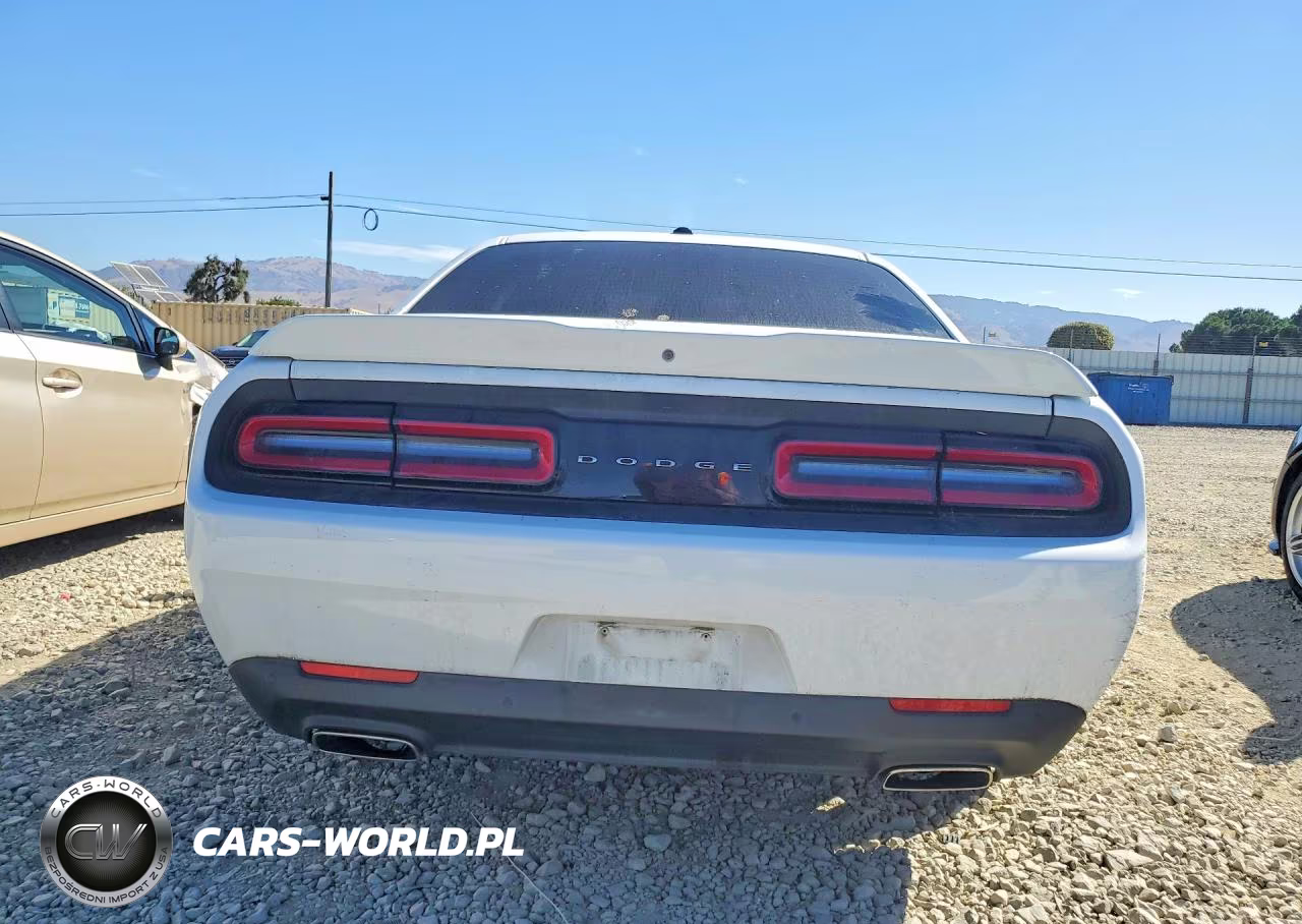 2020 Dodge Challenger Sxt VIN:2C3CDZAG3LH161805 - 6