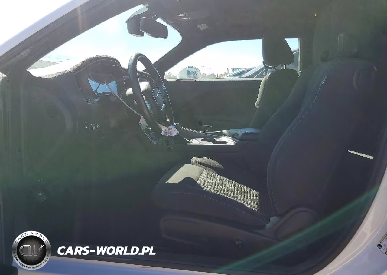2020 Dodge Challenger Sxt VIN:2C3CDZAG3LH161805 - 7