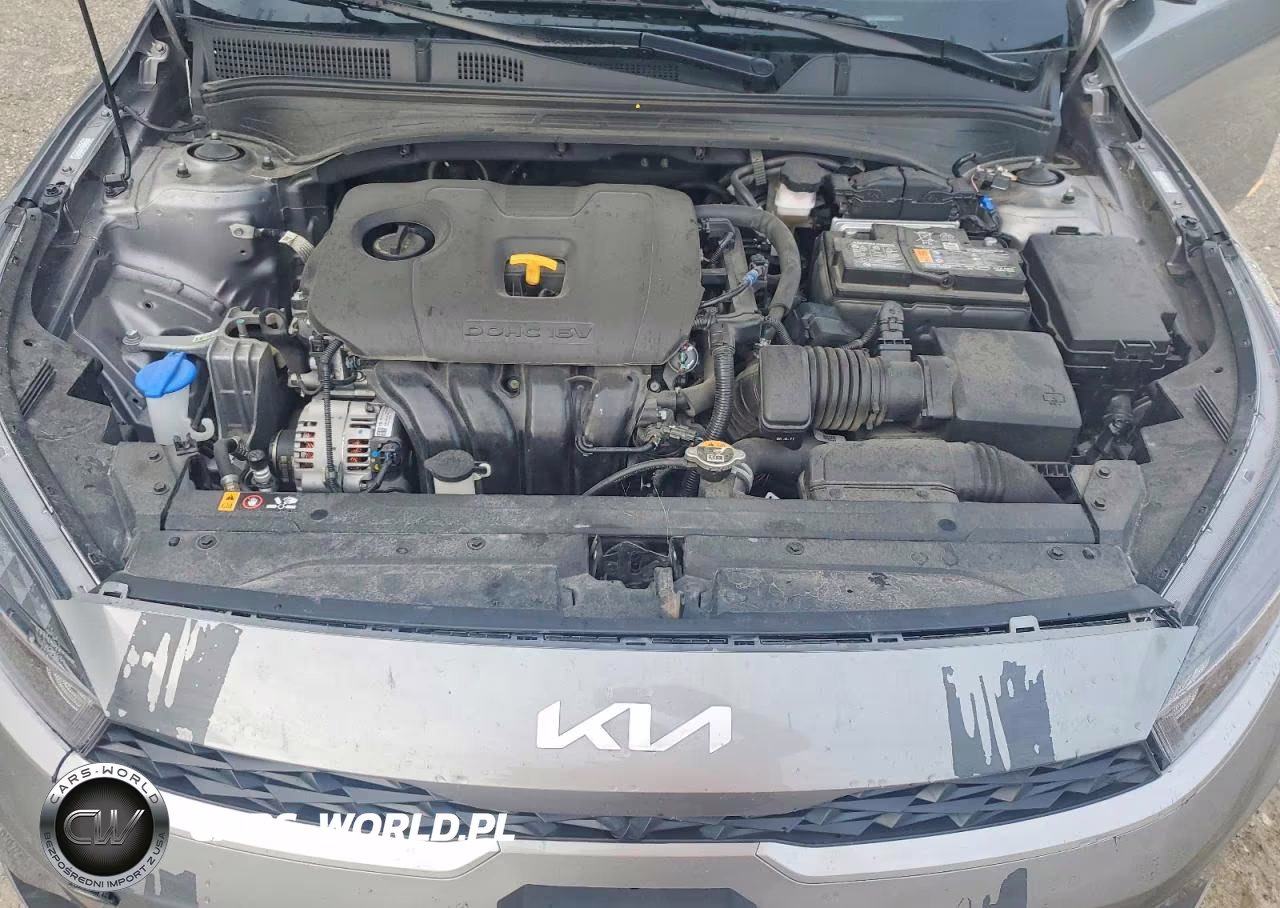 2024 Kia Forte Lxs VIN:3KPF24AD2RE837558 - 11