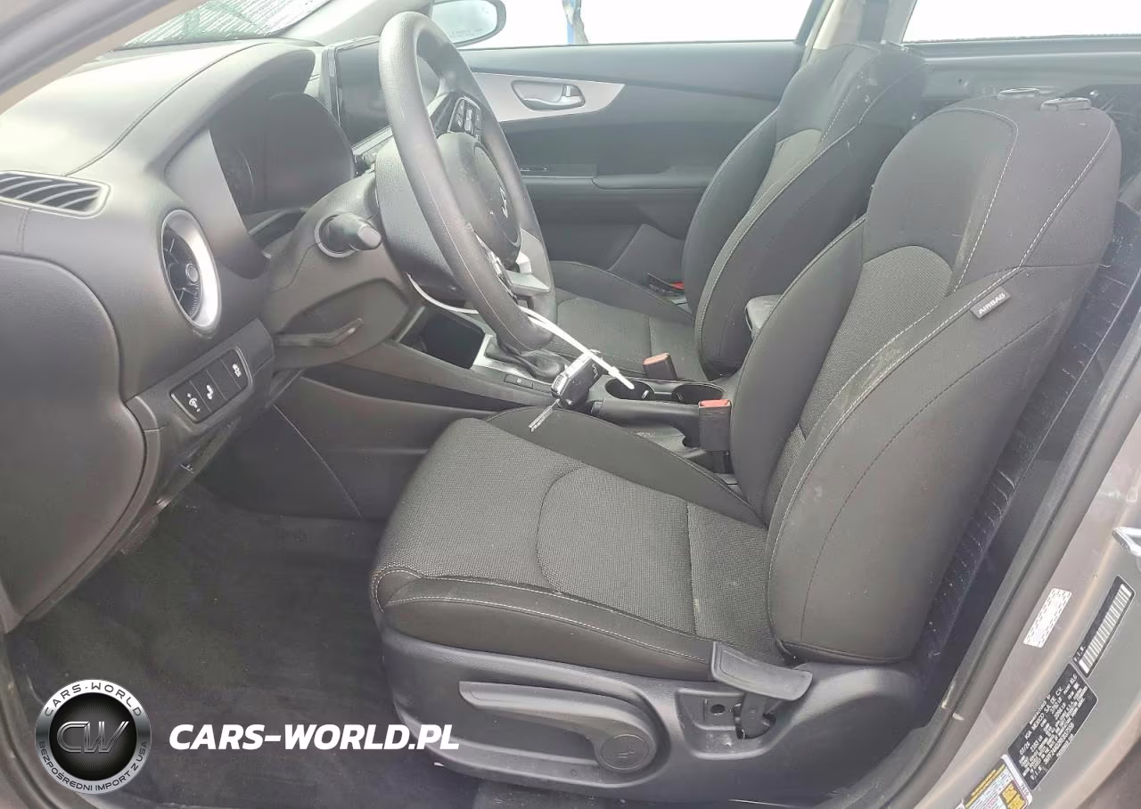 2024 Kia Forte Lxs VIN:3KPF24AD2RE837558 - 7