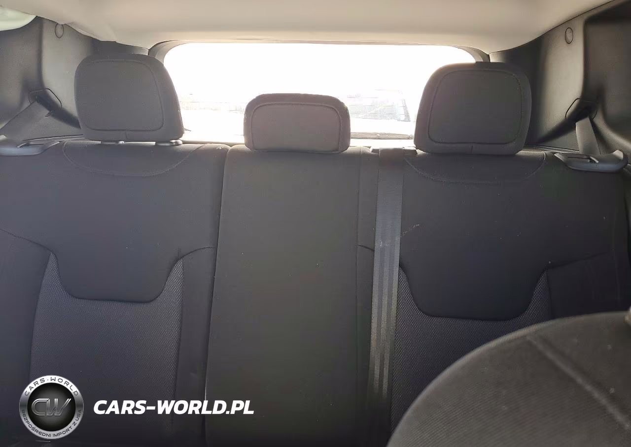 2023 Jeep Renegade VIN:ZACNJDB16PPP28729 - 10