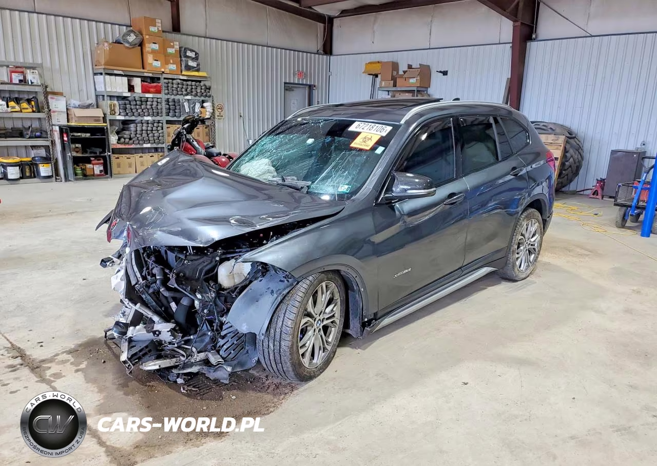 2017 BMW X1 xDrive28I VIN:WBXHT3C32H5F69860 - 1