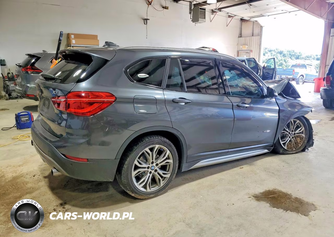 2017 BMW X1 xDrive28I VIN:WBXHT3C32H5F69860 - 3