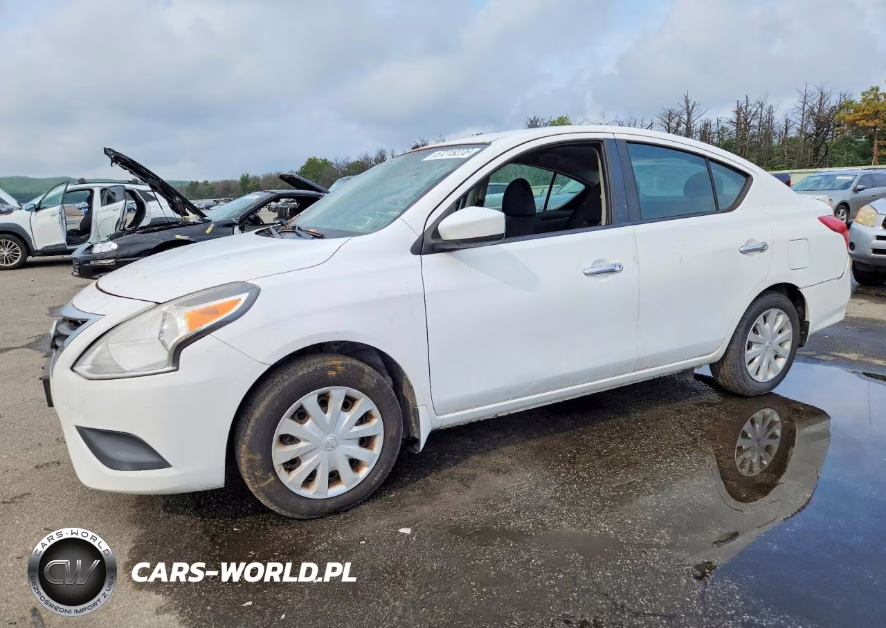 2016 Nissan Versa 1.6 Sv