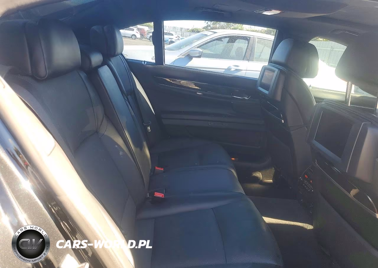 2011 BMW 760 Li VIN:WBAKB0C50BCY40255 - 10