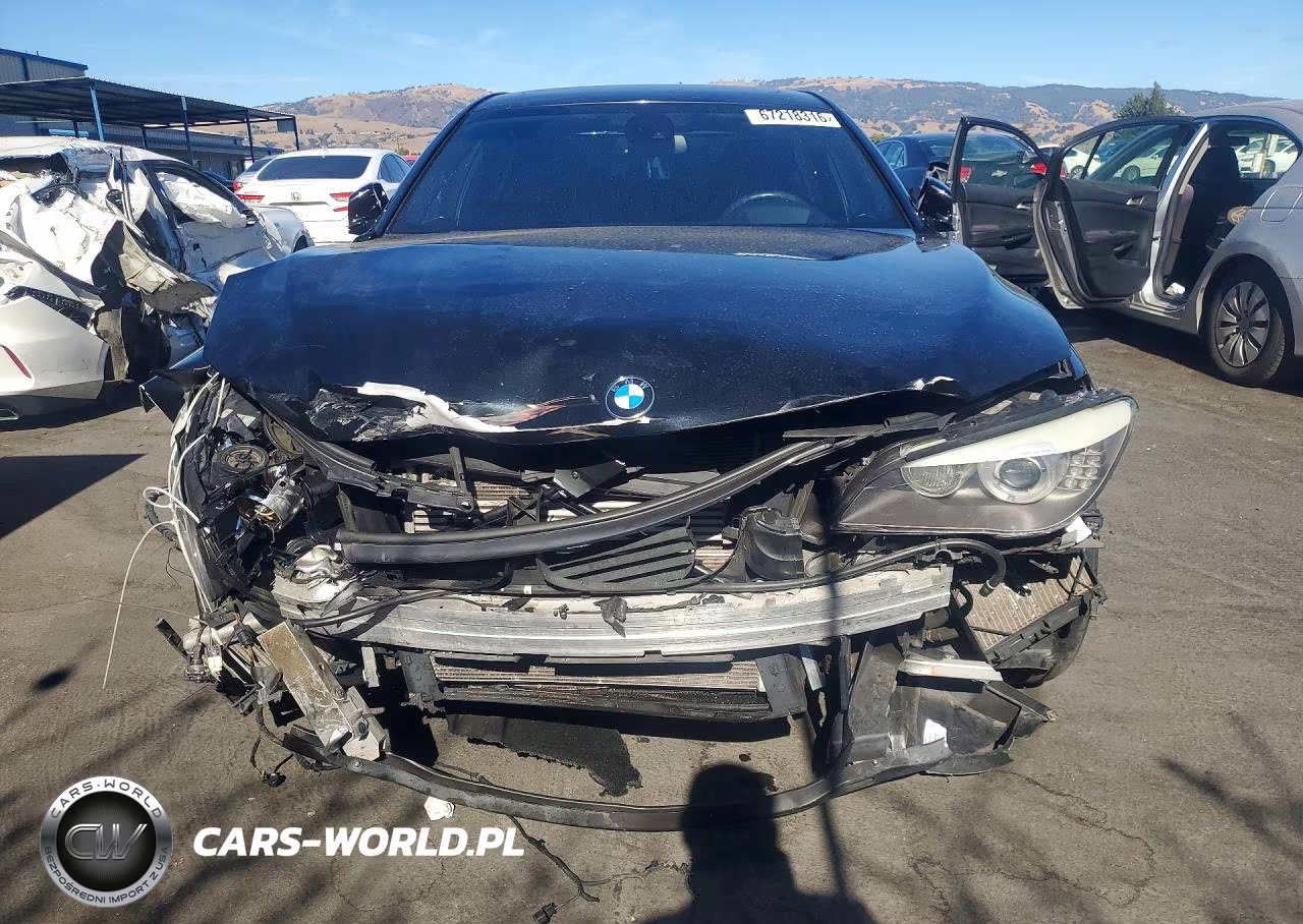 2011 BMW 760 Li VIN:WBAKB0C50BCY40255 - 5