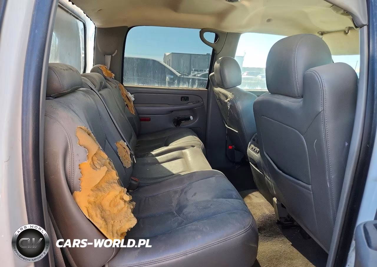 2005 Chevrolet Silverado K2500 Heavy Duty VIN:1GCHK23UX5F971972 - 10