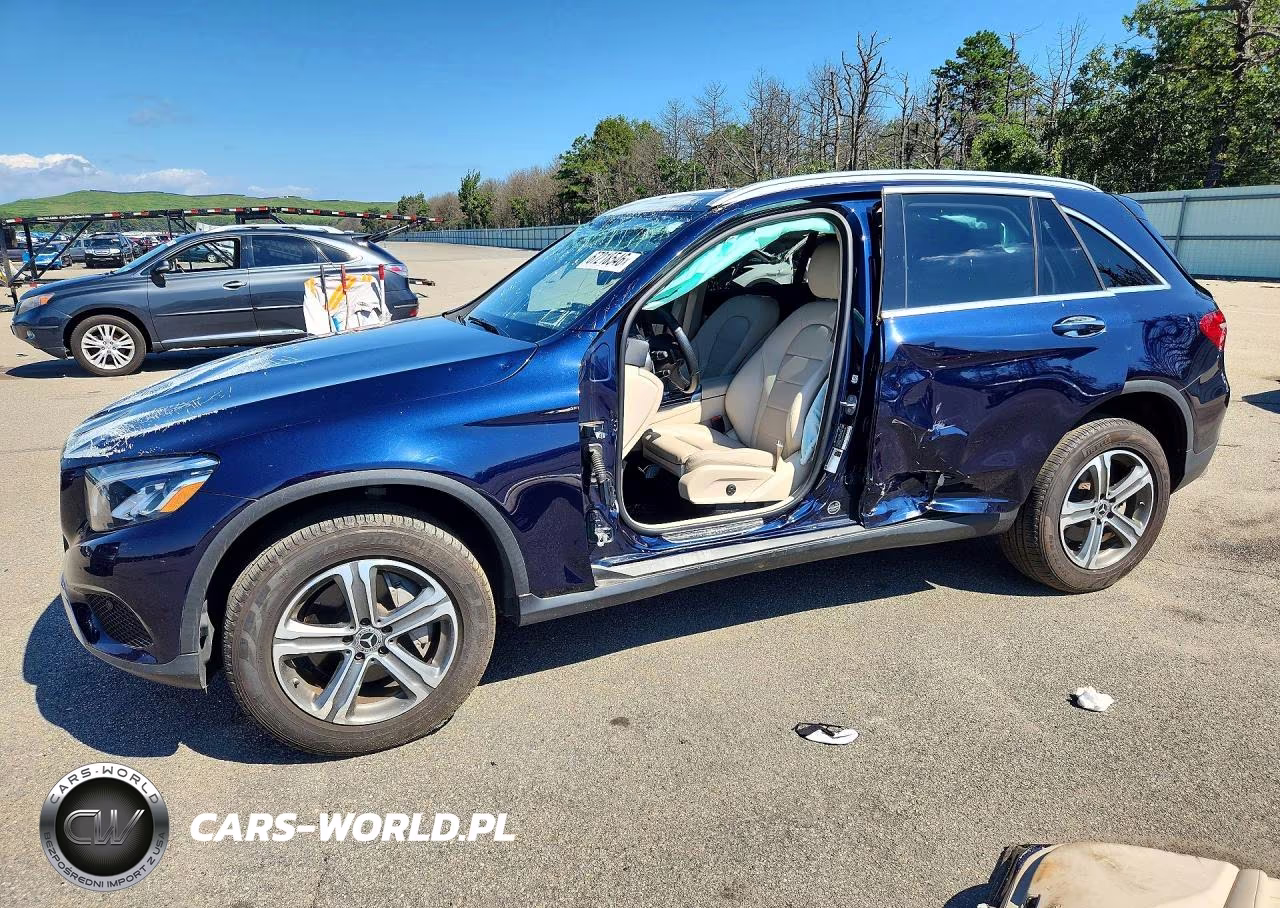 2018 Mercedes-Benz Glc 300 4Matic VIN:WDC0G4KB2JF428324 - 1