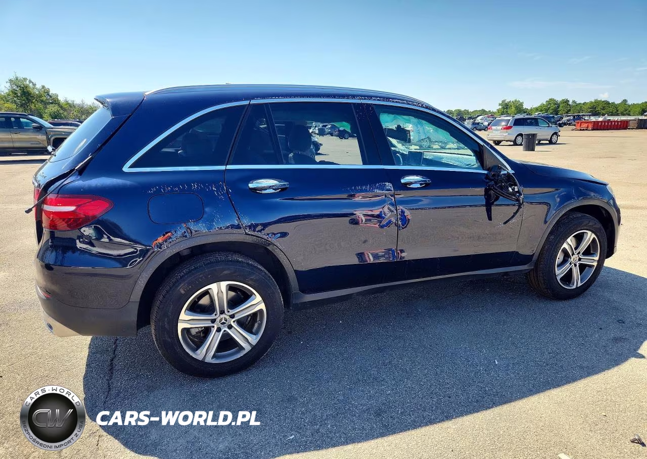 2018 Mercedes-Benz Glc 300 4Matic VIN:WDC0G4KB2JF428324 - 3