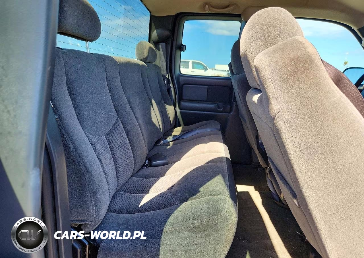 2003 Chevrolet Silverado C1500 VIN:2GCEC19V231352460 - 10