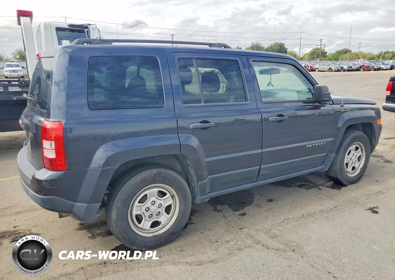 2016 Jeep Patriot Sport VIN:1C4NJPBA5GD527018 - 3