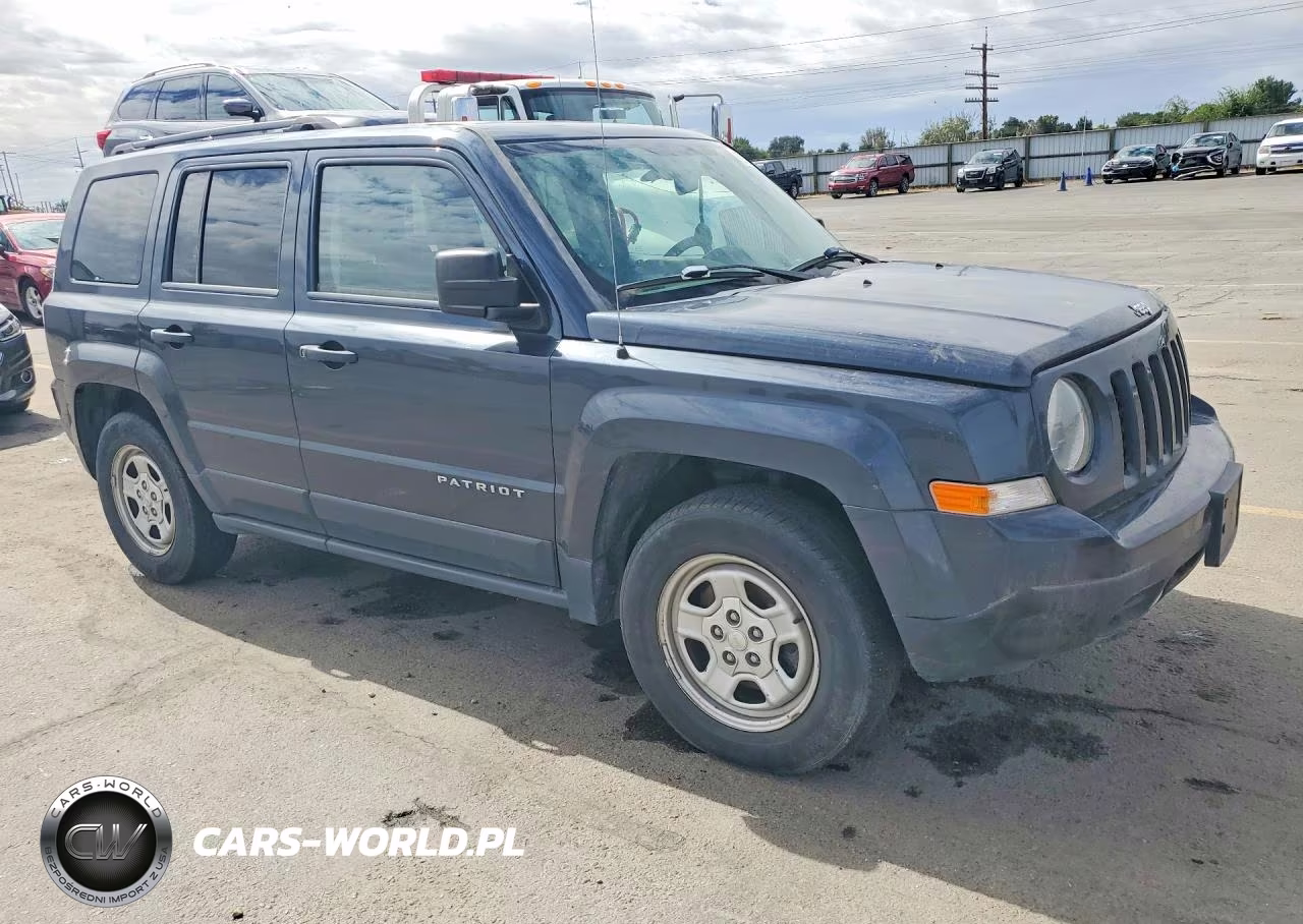 2016 Jeep Patriot Sport VIN:1C4NJPBA5GD527018 - 4