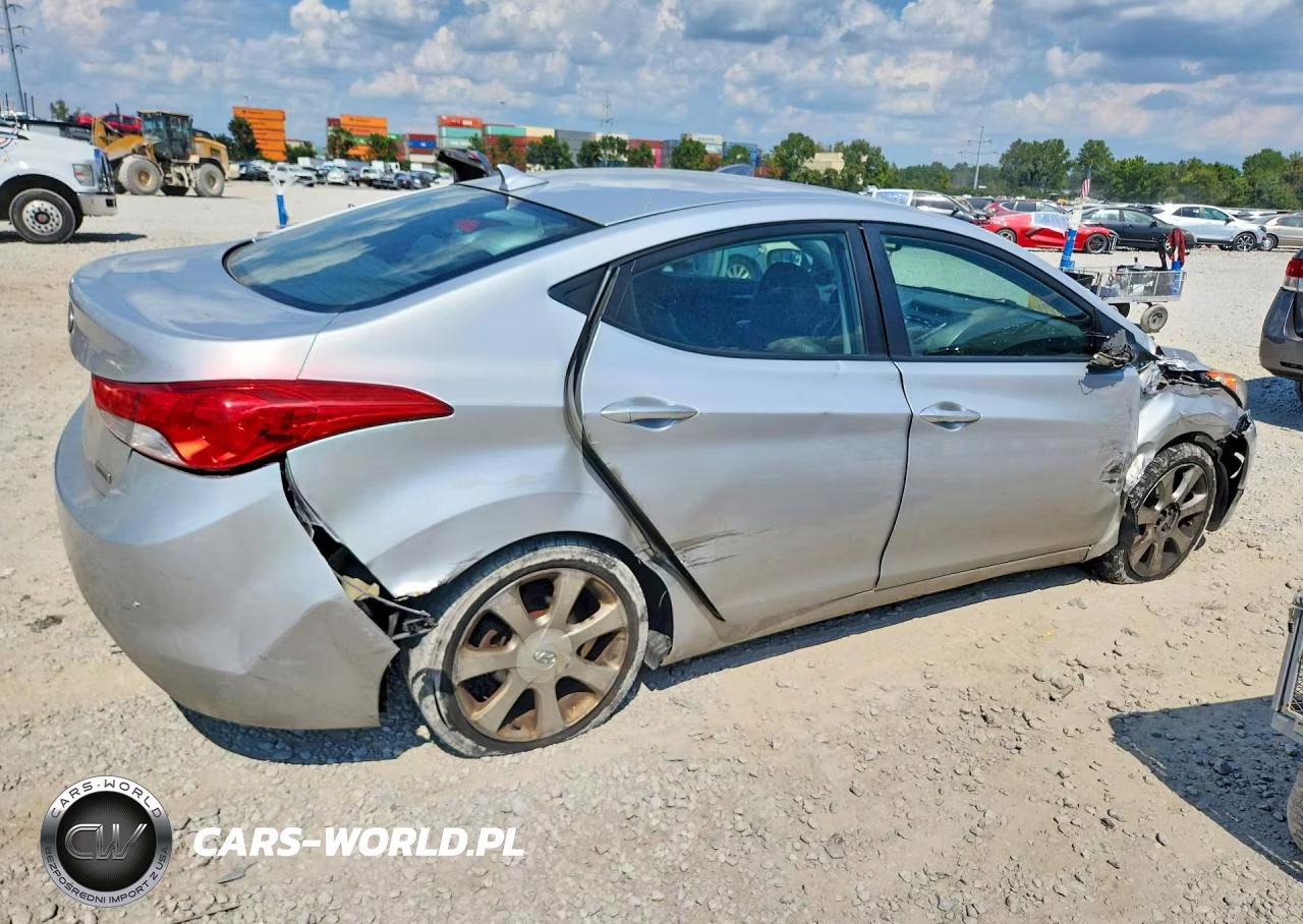 2013 Hyundai Elantra Limited VIN:KMHDH4AE6DU580151 - 3